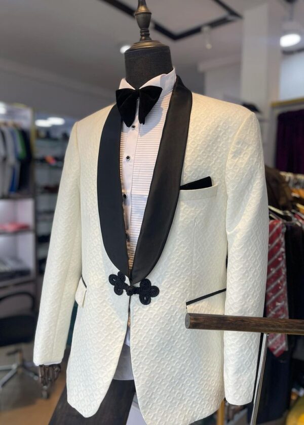 IVORY SHAWL LAPEL TUX