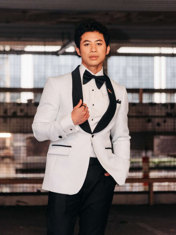 WHITE SHAWL LAPEL TUX